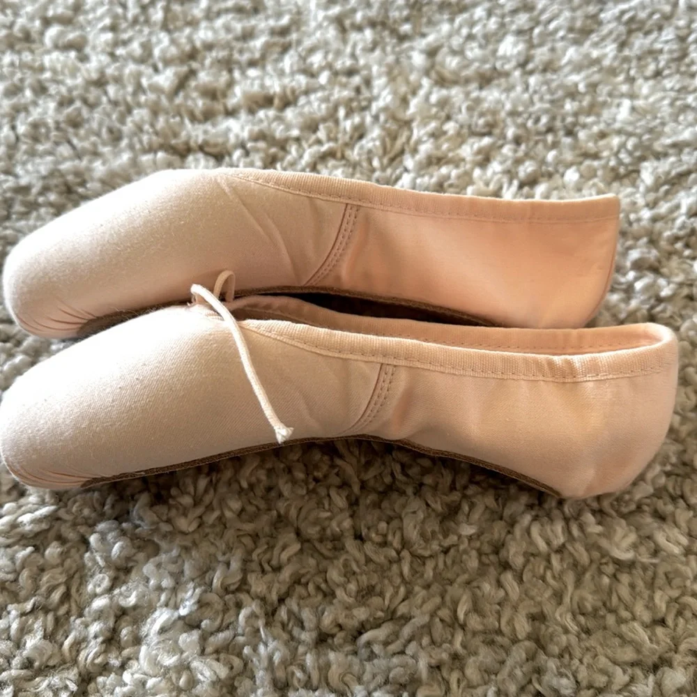 Mirella Whisper Pointe Shoes - Canvas version - Picture 4 of 4